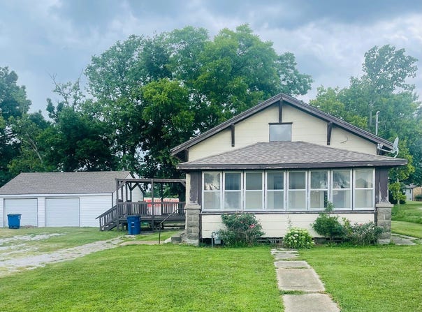 1521 S. Plummer, Chanute, KS 66720