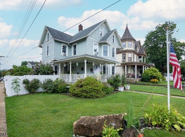 21 N Lincoln Ave, Washington Boro, NJ 07882-2011