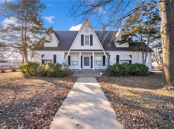 2310 Walnut Street, Coffeyville, KS 67337