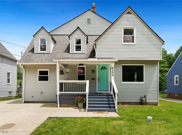 4299 Clague Road, North Olmsted, OH 44070