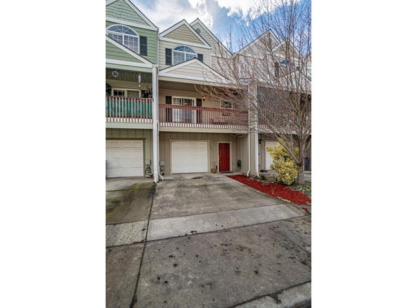 3420 Sonny Way, White City, OR 97503