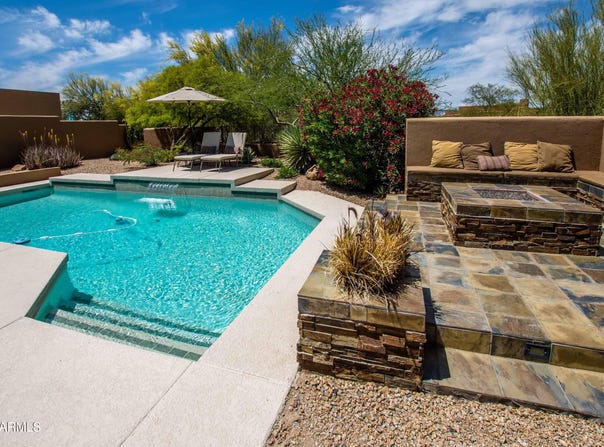 8502 E CAVE CREEK Road, Carefree, AZ 85377