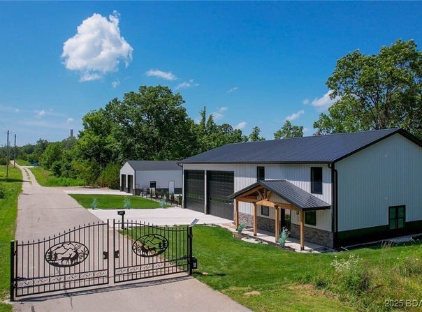 380 Oak Hill Forest Drive, Eldon, MO 65026
