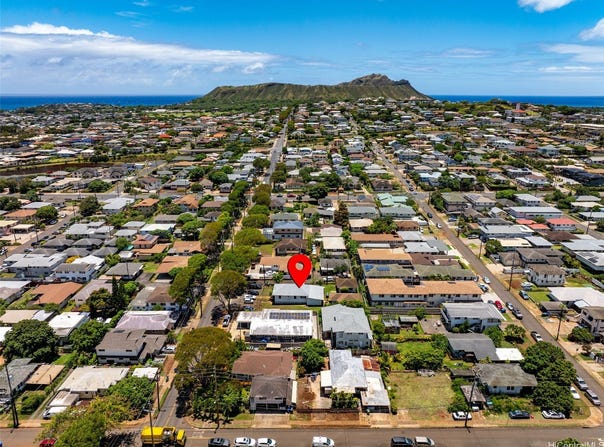 1242 16th Avenue, Honolulu, HI 96816