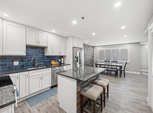 355 S Broadway, Lexington, KY 40508