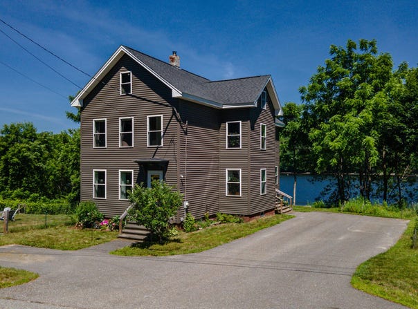 4 Riverview Drive, Gardiner, ME 04345