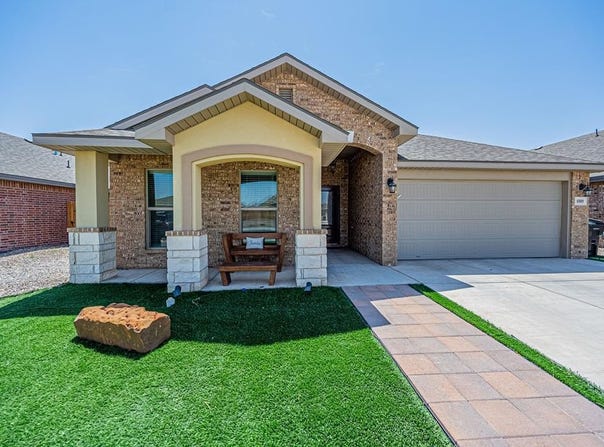 6909 Baron Dr, Midland, TX 79705