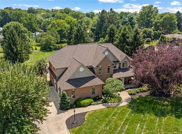 1718 Cedar Street, Louisville, OH 44641
