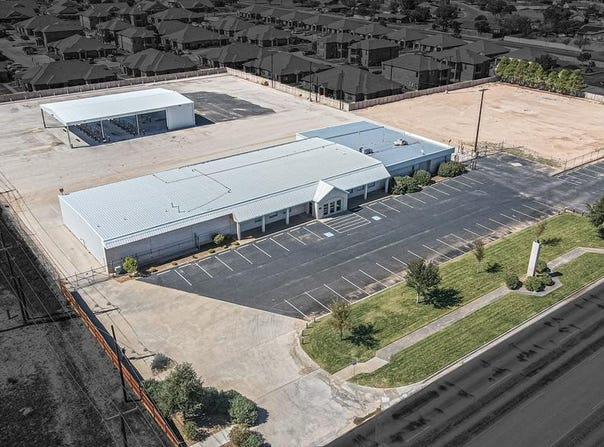 1501 N Fairgrounds Rd, Midland, TX 79706