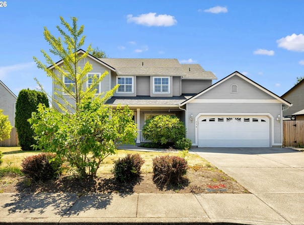 598 E HERITAGE Loop, LaCenter, WA 98629