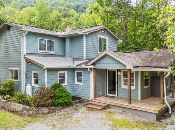 976 Lone Rd, Pioneer, TN 37847