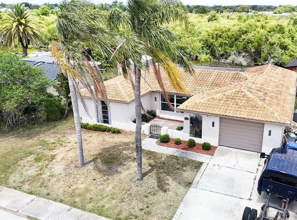 3301 ELKRIDGE DRIVE, HOLIDAY, FL 34691