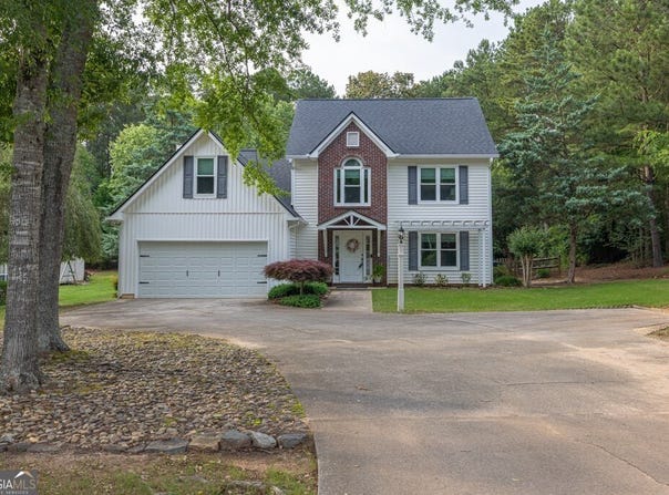 2101 Emerald, Loganville, GA 30052