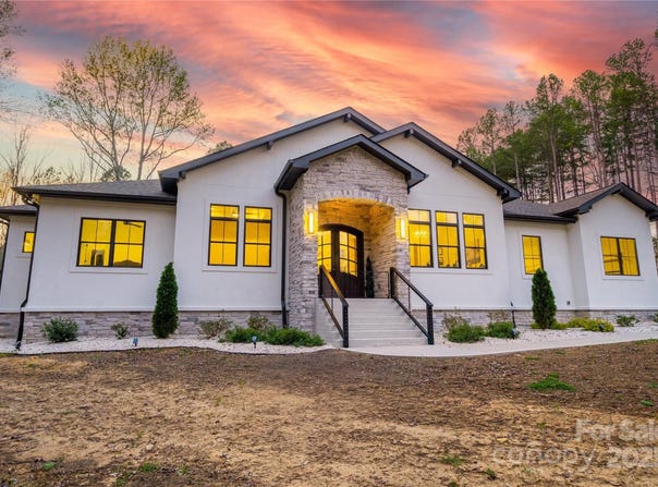 1208 Union Road, Matthews, NC 28104