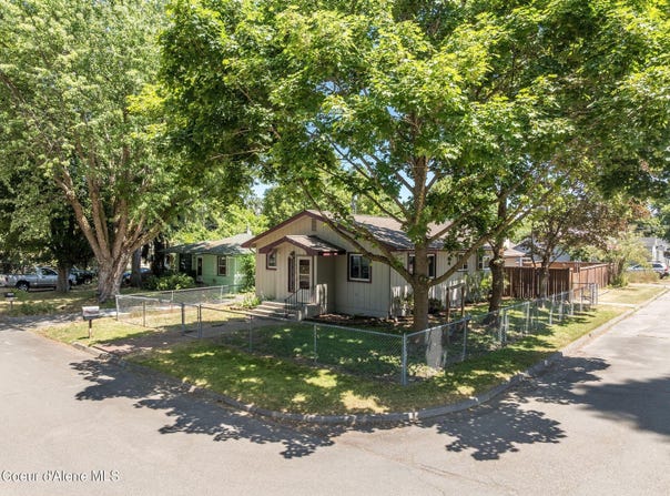 1502 N MELROSE ST, Coeur d'Alene, ID 83814