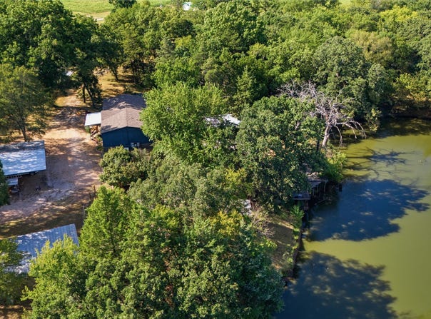 2869 Ranch Road, Whitesboro, TX 76273