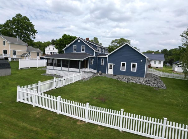 29 Wilson Street, Lincoln, ME 04457