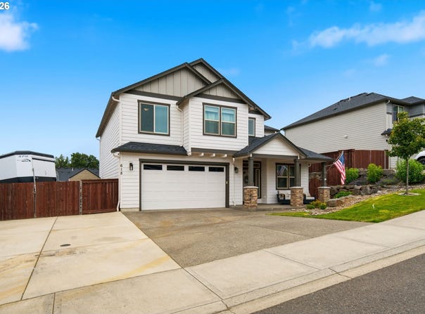 618 E TANOAK Ave, LaCenter, WA 98629