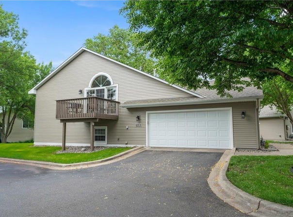 9328 Prestwick Lane N, Brooklyn Park, MN 55443