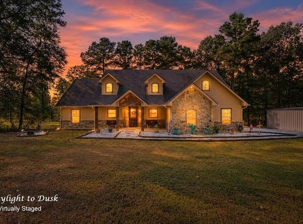 924 Unit #2 CR 471, Etoile, TX 75944