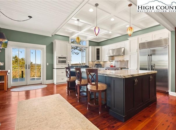 540 Green Hill Circle, Blowing Rock, NC 28605