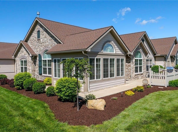 1930 Fairways Drive, Streetsboro, OH 44241