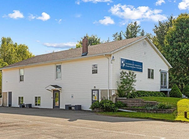 1520 Union Street, Bangor, ME 04401