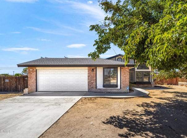 21690 Everett Drive, California City, CA 93505