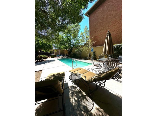 400 CENTRAL Avenue SE unit: 302, Albuquerque, NM 87102