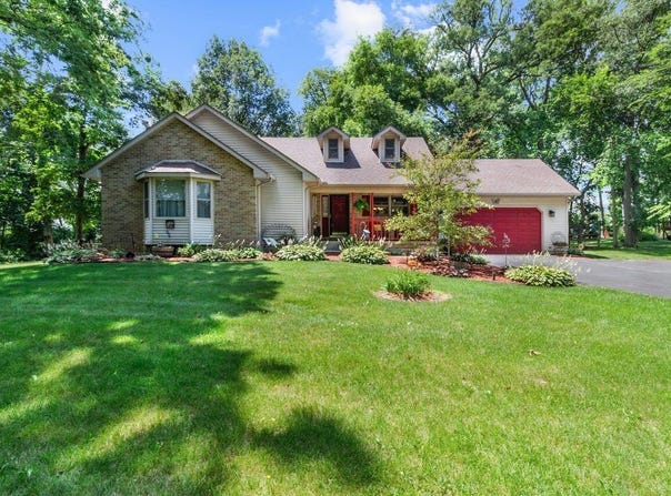 18082 Warrick Road, Hebron, IN 46341