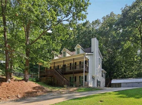 407 Mill Cove Drive Drive, Dahlonega, GA 30533
