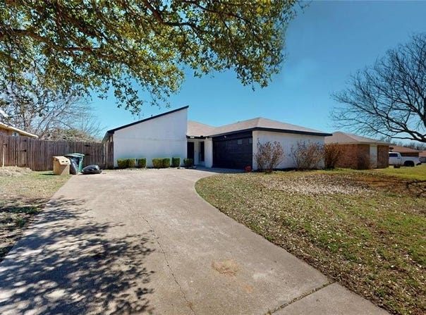 105 Flaxseed Lane, Fort Worth, TX 76108