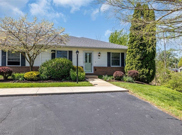 301 willow, Huron, OH 44839
