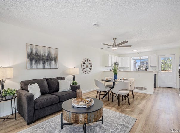 1100 S Waco Street, Aurora, CO 80017