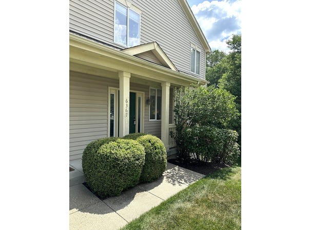 6367 Commonwealth Drive, Loves Park, IL 61111
