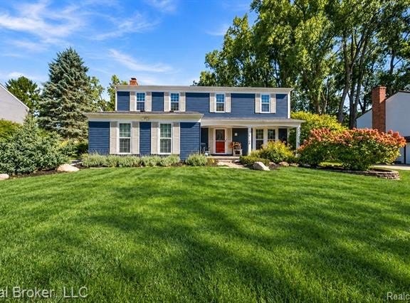 29148 Leesburg Court, Farmington Hills, MI 48331