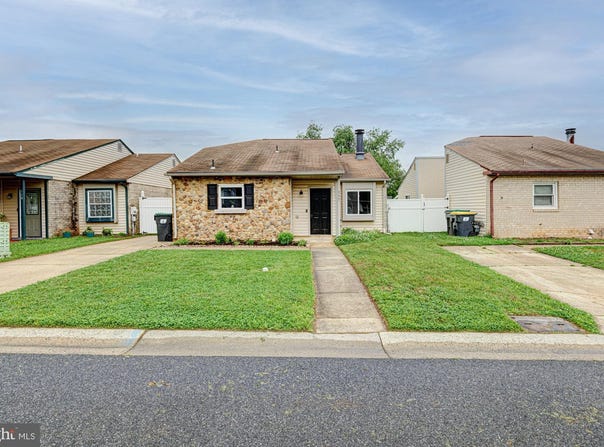 117 BELLTOWN Terrace, BEAR, DE 19701
