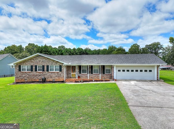 1735 Knight, Loganville, GA 30052