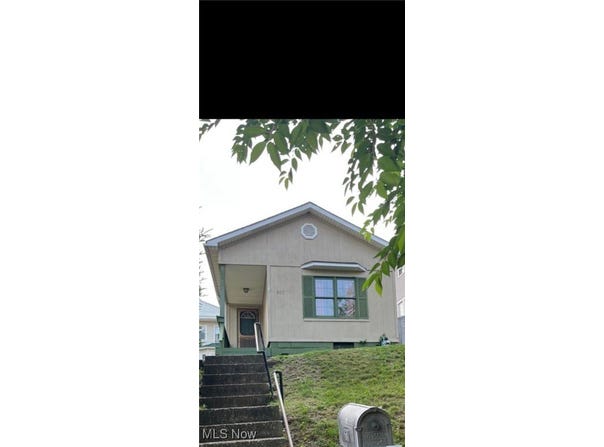 607 N 8th Street, Cambridge, OH 43725