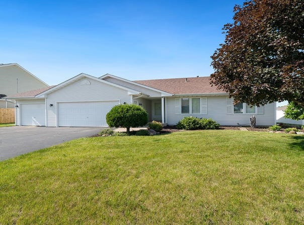 347 Misty Meadow, DAVIS JUNCTION, IL 61020