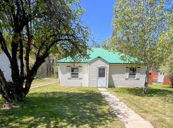 138122 Manzanita Street, Gilchrist, OR 97737