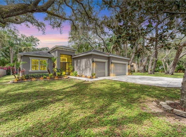 7809 E 114TH AVENUE, TEMPLE TERRACE, FL 33617