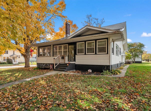 212 3rd Avenue, Melbourne, IA 50162
