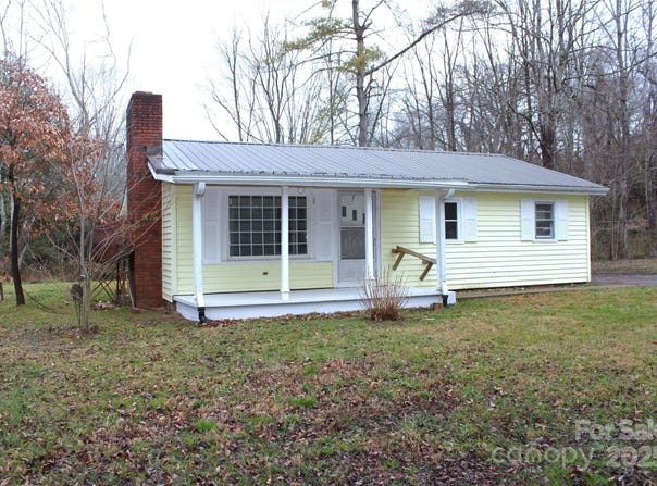 4 Morgan Cove Road, Candler, NC 28715