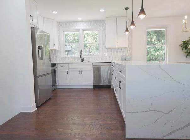 1900 LISMORE LANE, CATONSVILLE, MD 21228
