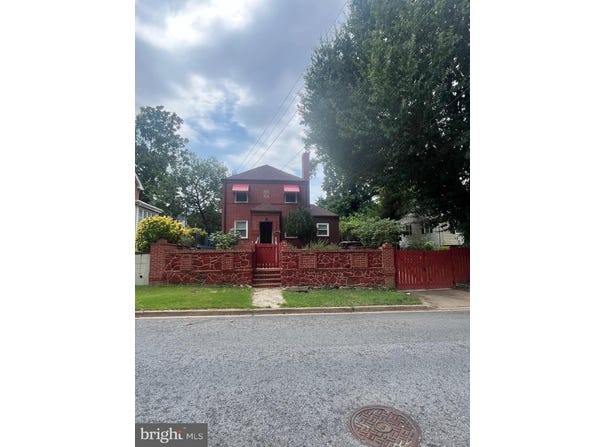 5201 VARNUM STREET, BLADENSBURG, MD 20710