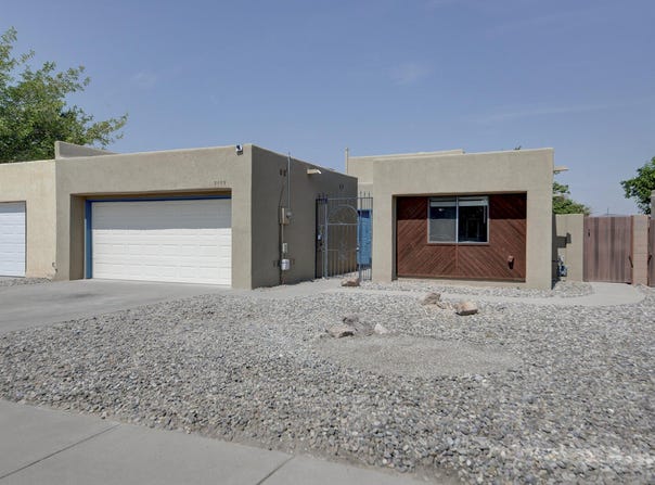 3005 PRENDA DE ORO Drive NW, Albuquerque, NM 87120