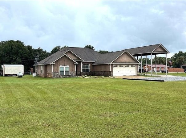 30 Norman Drive, Fort Mitchell, AL 36856