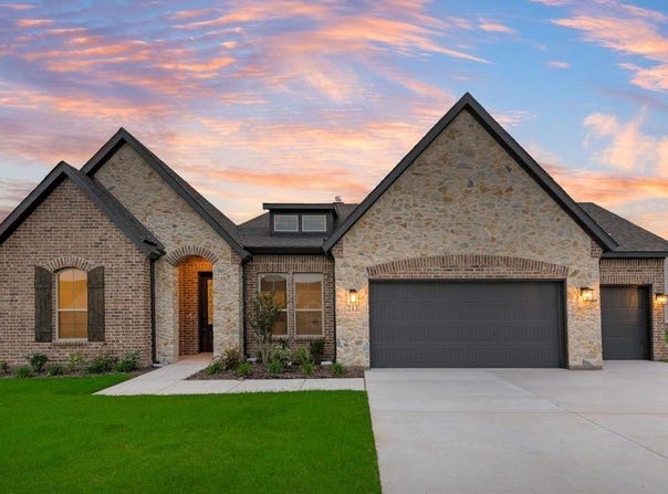213 Meadow Vista Drive, New Fairview, TX 76078