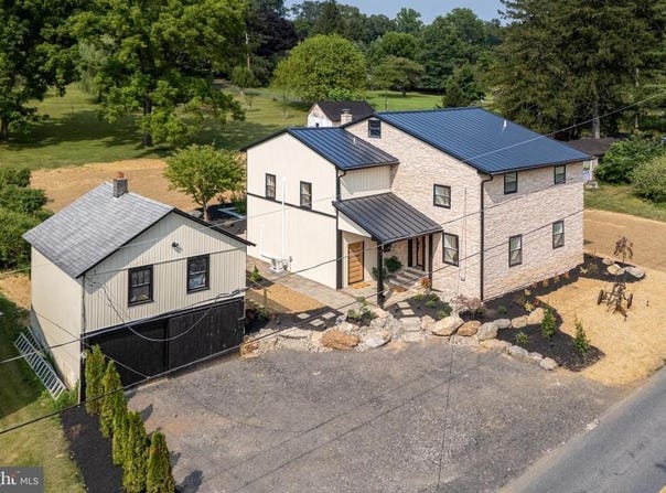 2477 WASSERGASS ROAD, HELLERTOWN, PA 18055